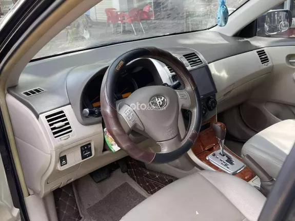 Toyota Corolla Altis 2.0V  2010 - Đã bao gồm phí sang tên