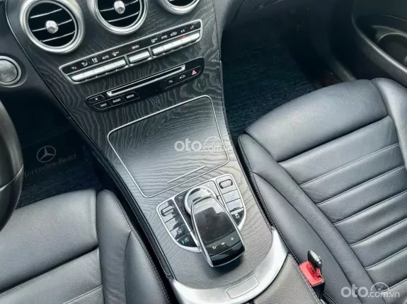 Mercedes-Benz GLC 300 4Matic 2018 - Xe chất lượng đảm bảo, check test bất kỳ đâu