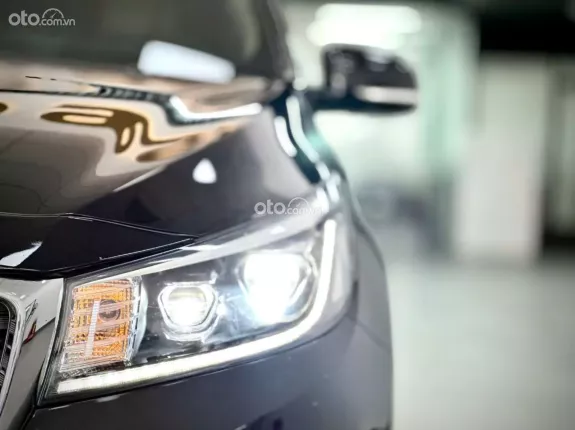 Kia Sedona 2.2 Platinum D 2019 - Model 2020