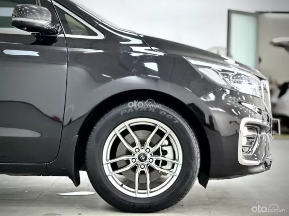 Kia Sedona 2.2 Platinum D 2019 - Model 2020