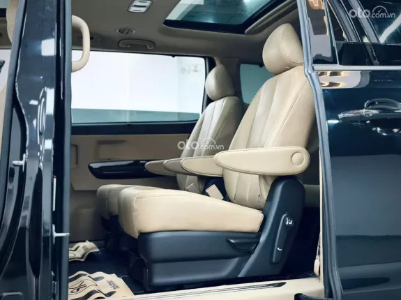 Kia Sedona 2.2 Platinum D 2019 - Model 2020