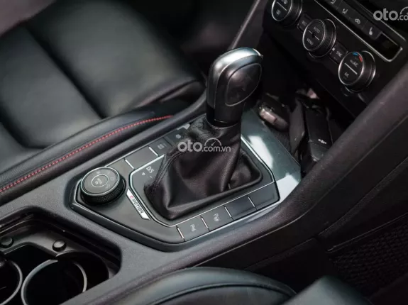 Volkswagen Tiguan Allspace 2021 - Nhập khẩu Mexico