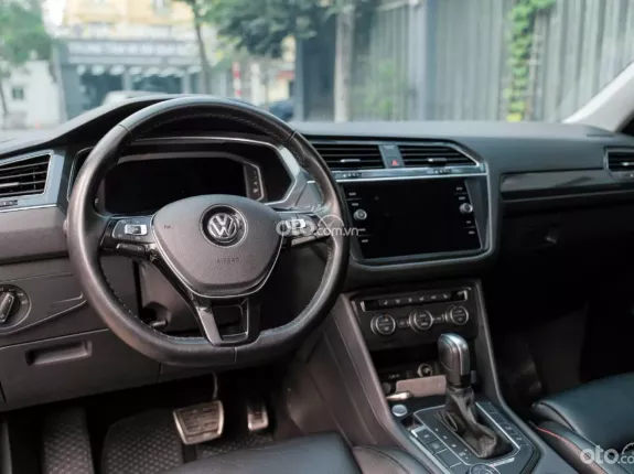 Volkswagen Tiguan Allspace 2021 - Nhập khẩu Mexico