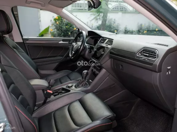 Volkswagen Tiguan Allspace 2021 - Nhập khẩu Mexico