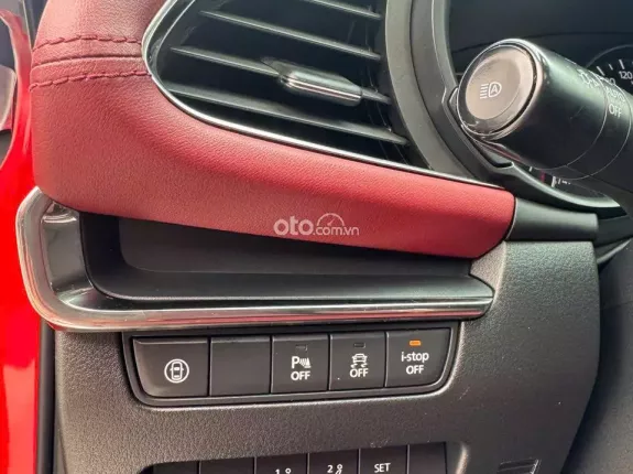 Mazda 3 Sport 2.0L Signature Premium 2020 - Xe siêu lướt về tay, đủ option cực đẹp