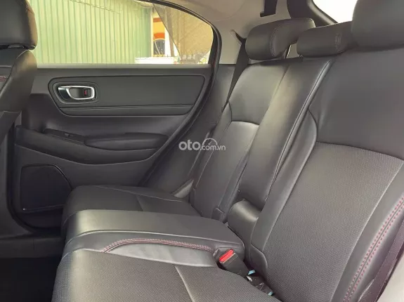 Honda HR-V G 2023 - Xe SUV đỏ cá tính, đời cao, giá cực tốt