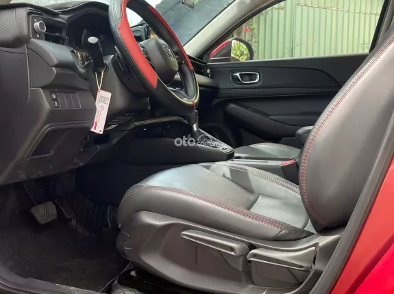 Honda HR-V G 2023 - Xe SUV đỏ cá tính, đời cao, giá cực tốt