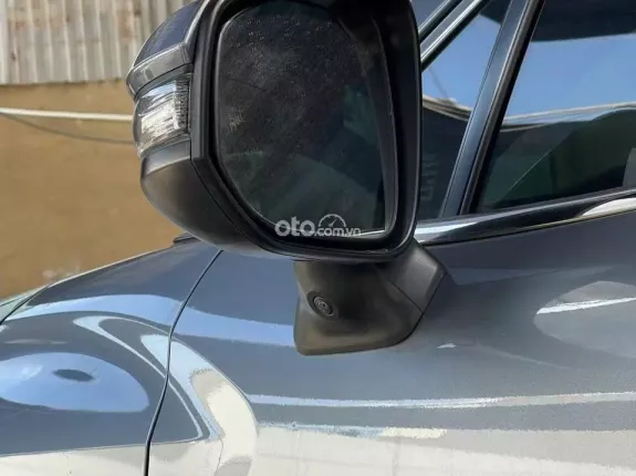 Toyota Corolla Cross 1.8 V  2022 - Nhập khẩu