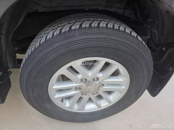 Toyota Fortuner 2.7 V 4X2 AT 2014 - SUV 7 chỗ gầm cao giá cực tốt chỉ 399 triệu
