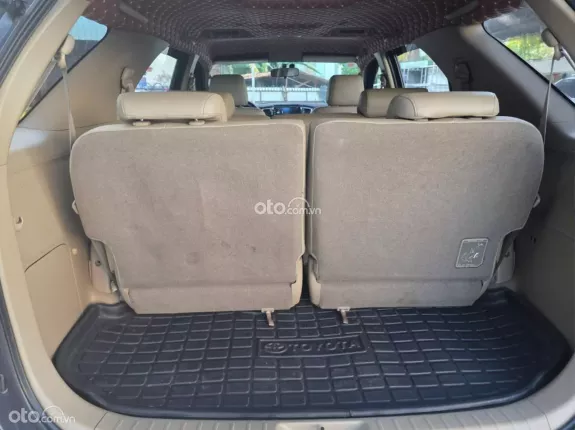 Toyota Fortuner 2.7 V 4X2 AT 2014 - SUV 7 chỗ gầm cao giá cực tốt chỉ 399 triệu