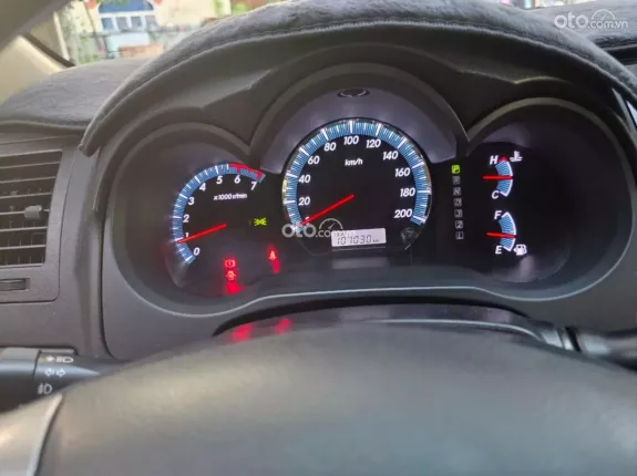 Toyota Fortuner 2.7 V 4X2 AT 2014 - SUV 7 chỗ gầm cao giá cực tốt chỉ 399 triệu