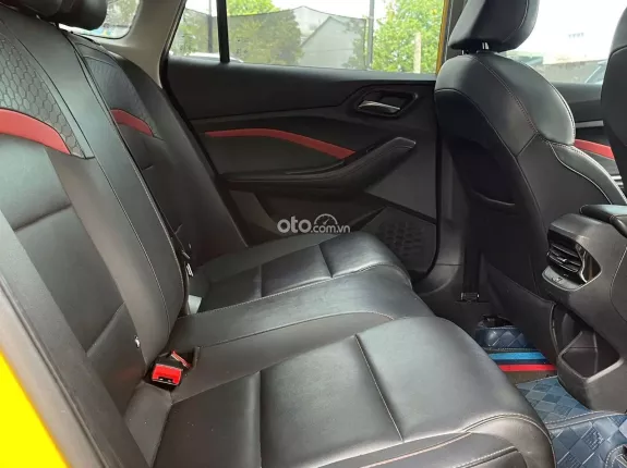 MG 5 1.5L Luxury 2022 - Xe nhập khẩu 2022, odo thấp, giá chỉ 389 triệu