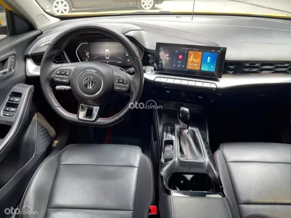 MG 5 1.5L Luxury 2022 - Xe nhập khẩu 2022, odo thấp, giá chỉ 389 triệu