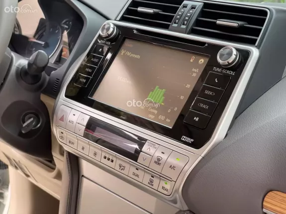 Toyota Land Cruiser Prado VX 2017 - Cực Mới