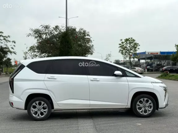 Hyundai Stargazer 1.5 AT Cao cấp 2024 - Xe đẹp trang bị option tiện nghi, giá tốt