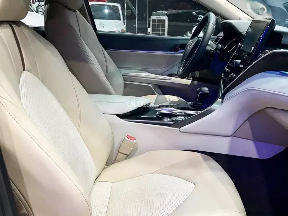 Toyota Camry 2.0Q 2022 - Chưa bao giờ hết hot