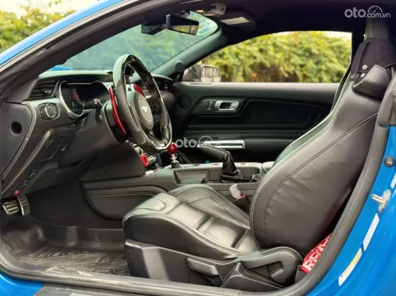Ford Mustang 2021 - Xe đã lên đồ chơi hơn 300tr, giá cực tốt