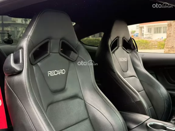 Ford Mustang 2021 - Xe đã lên đồ chơi hơn 300tr, giá cực tốt