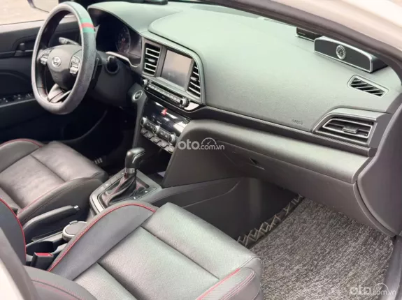 Hyundai Elantra Sport 1.6 2019 - Xe đẹp căng đét