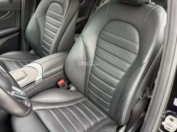 Mercedes-Benz GLC 300 4Matic 2021 - Xe đẹp bảo dưỡng định kỳ, 1 chủ HP từ mới