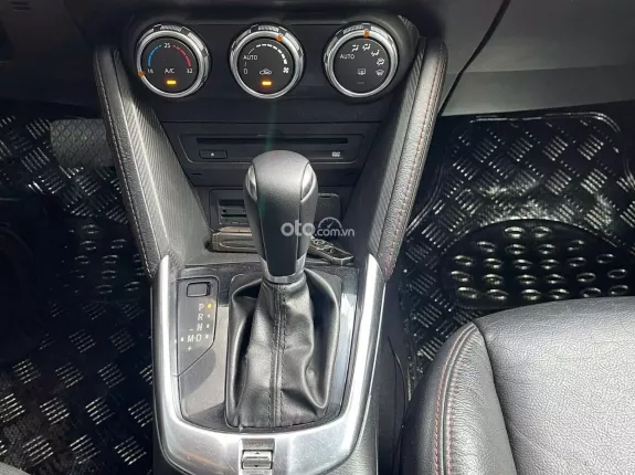 Mazda 2 Sedan 1.5L Luxury 2016 - Giá tốt