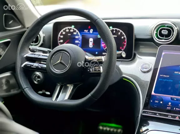 Mercedes-Benz C300 AMG 2023 - NHẬP KHẨU, BLACK EDITION