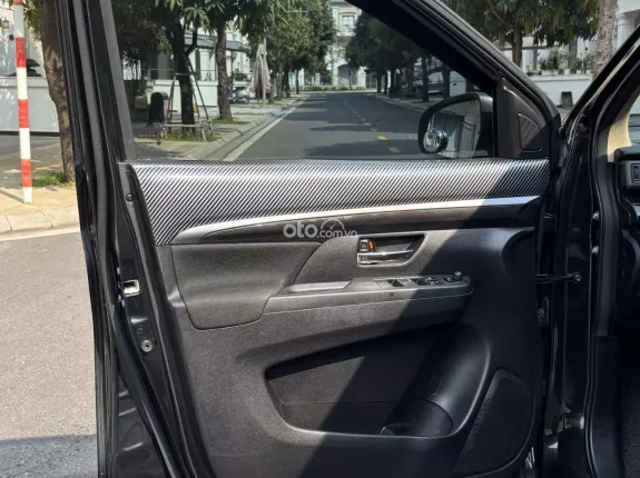 Suzuki XL7 1.5L 2022 - SUV 7 chỗ đô thị nhập khẩu Indonesia