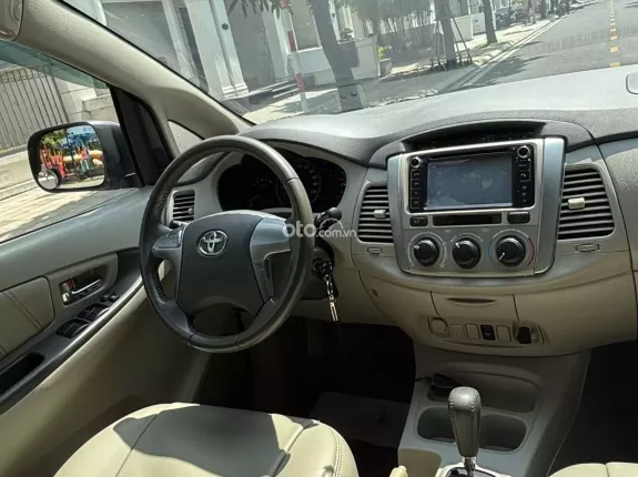 Toyota Innova 2.0G 2012 - 2.0AT (IG) - Form mới mẫu mới - MPV 8 chỗ số tự động rộng rãi nhất Phân khúc