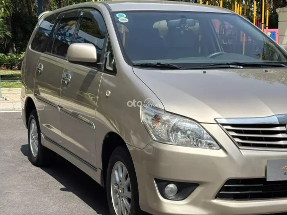Toyota Innova 2.0G 2012 - 2.0AT (IG) - Form mới mẫu mới - MPV 8 chỗ số tự động rộng rãi nhất Phân khúc