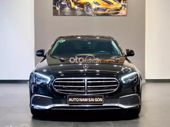 Mercedes-Benz E200 Exclusive 2022 - Xe lướt ít sử dụng như mới