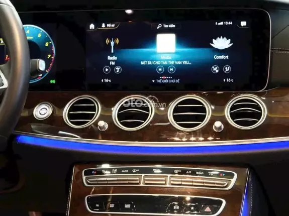 Mercedes-Benz E200 Exclusive 2022 - Xe lướt ít sử dụng như mới