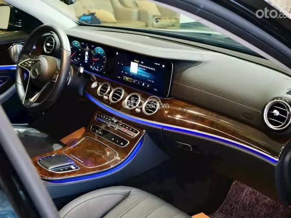 Mercedes-Benz E200 Exclusive 2022 - Xe lướt ít sử dụng như mới