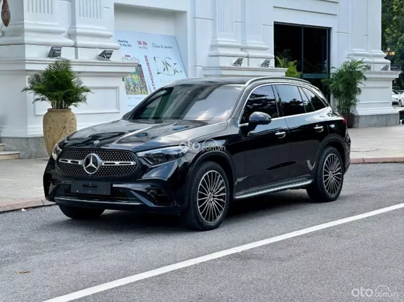 Mercedes-Benz GLC 300 4Matic 2023 - Mercedes GLC300 4Matic 2023 lướt nhẹ 19.000km cực đẹp