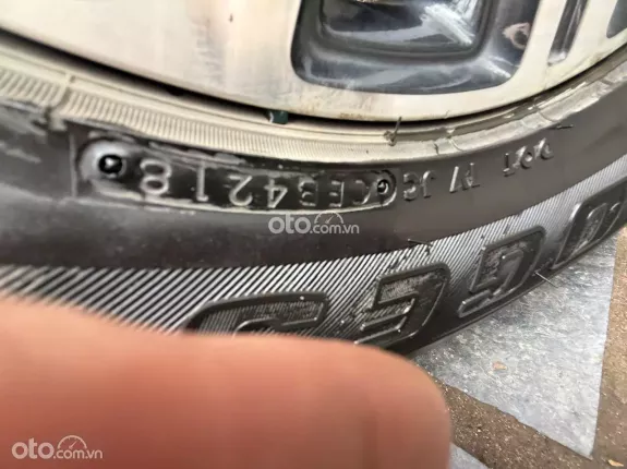 Nissan Terra 2018 - Xe đẹp màu bạc