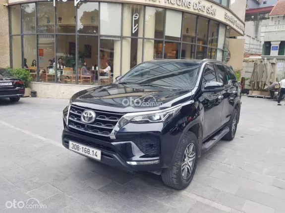 Toyota Fortuner 2021 - Xe bảo dưỡng thường xuyên, giá tốt liên hệ em