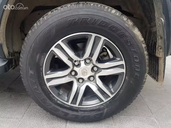 Toyota Fortuner 2021 - Xe bảo dưỡng thường xuyên, giá tốt liên hệ em