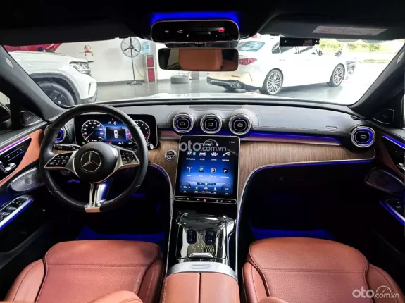 Mercedes-Benz C200 Avantgarde Plus 2022 - Tên cá nhân một chủ mua mới