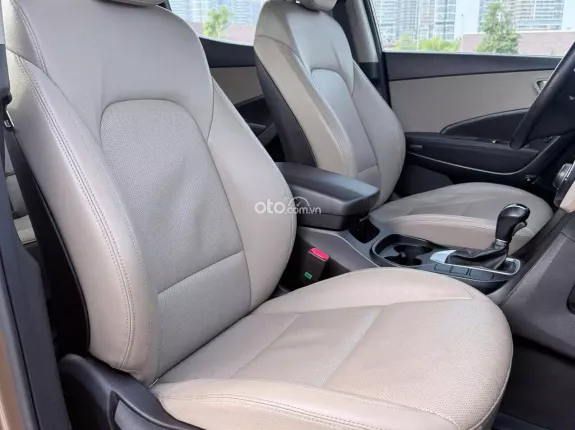 Hyundai Santa Fe 2.2 Dầu Cao cấp 2017 - SUV 7 chỗ - 13 vạn km - Biển HCM - Xe cá nhân
