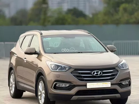 Hyundai Santa Fe 2.2 Dầu Cao cấp 2017 - SUV 7 chỗ - 13 vạn km - Biển HCM - Xe cá nhân