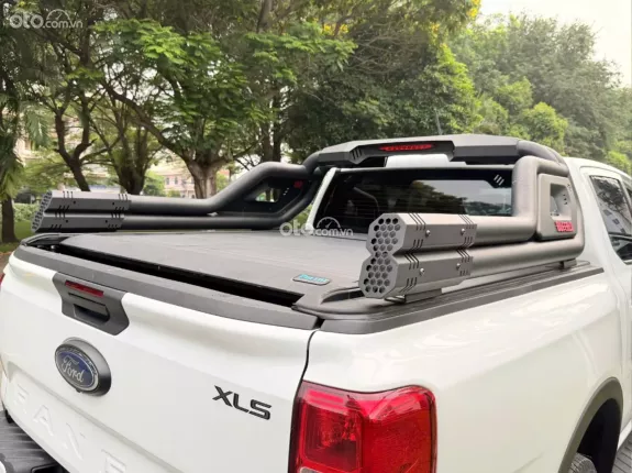 Ford Ranger XLS 2.0L 4x2 AT 2024 - BÁN TẢI SỐ TỰ ĐỘNG 1 CẦU _XE CHÍNH HÃNG_CHẤT LƯỢNG _UY TÍN