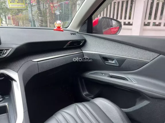 Peugeot 3008 Allure 2020 - Xe đi cực ít, trang bị màn 360, giá cực tốt