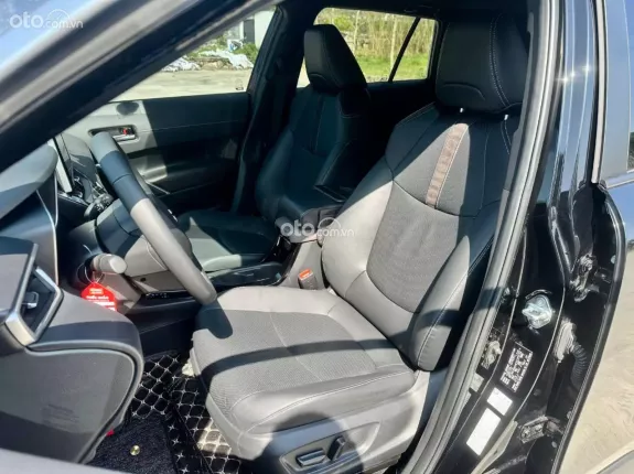 Toyota Veloz Cross 1.5 CVT 2024 - Tên cá nhân