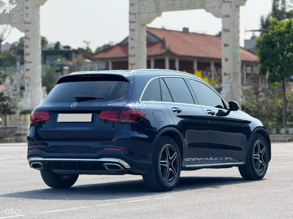 Mercedes-Benz GLC 300 4Matic 2020 - Xe trang bị nhiều option, cực đẹp
