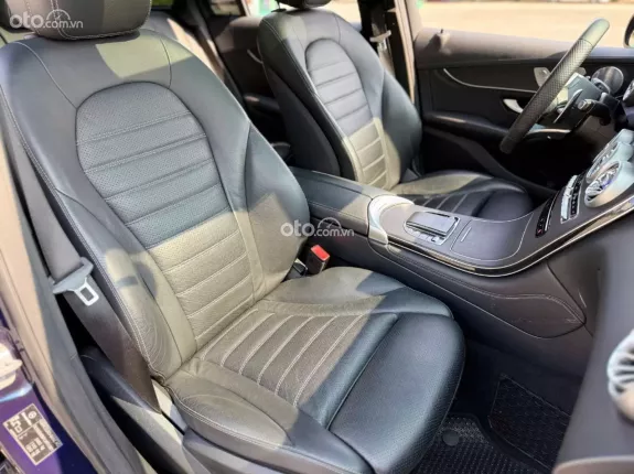 Mercedes-Benz GLC 300 4Matic 2020 - Xe trang bị nhiều option, cực đẹp