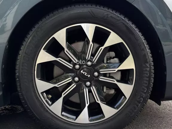 Kia Carnival 3.5G Signature 2022 - MPV Full Size bán chạy nhất phân khúc