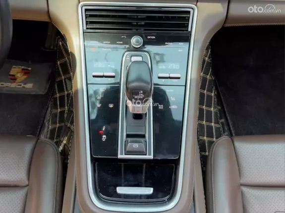 Porsche Panamera 4 Executive 2019 - Porsche Panamera 4 Executive 2019