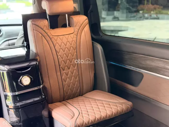 Mercedes-Benz V250 Luxury 2022 - V250 Luxury 2022 lên full Maybach