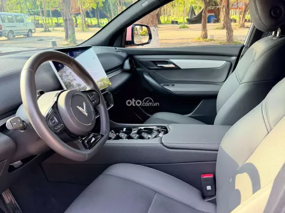 VinFast VF8 Plus 2024 - Tối ưu chi phí kinh doanh, chất xe nguyên zin