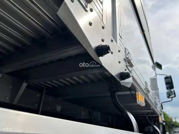 Isuzu FRR 650 2025 - Mui Bạt Bửng Nhôm Lượm Có Sẵn Giao Ngay