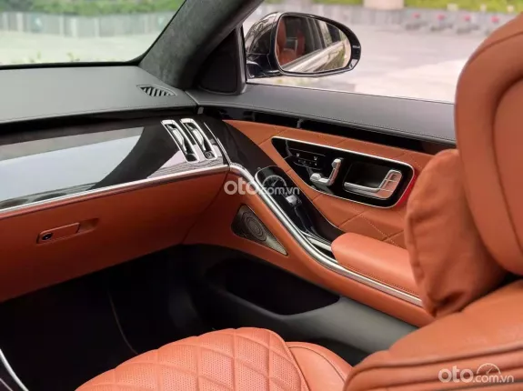 Mercedes-Benz S450 4Matic Luxury 2022 - Xe màu đen nội thất nâu, đăng ký 2023